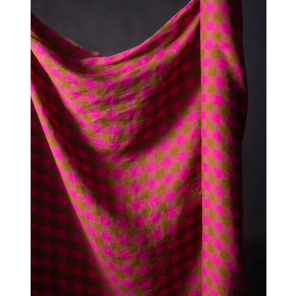 Merchant & Mills Rhubarb Toffee Check Soft Washed Linen Fuchsia/Ochre